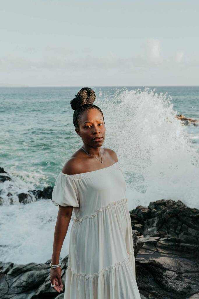 Maternity photos in Maui